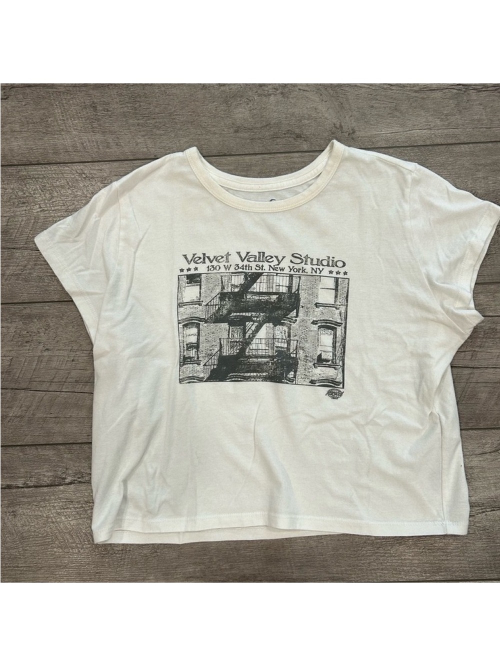 Hollister White Graphic Tee